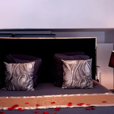Glamappartspa Prestige New-york Experience * ריימס